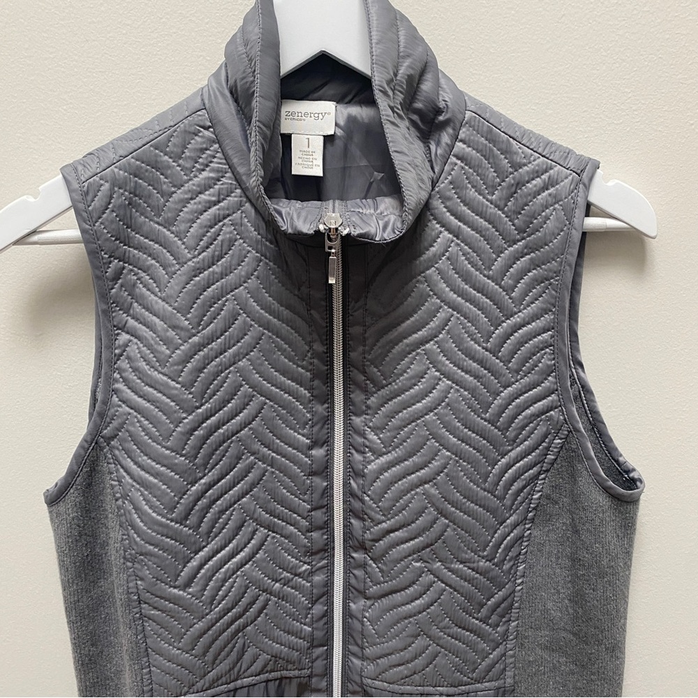 Chico's Zenergy Athleisure Vest Lightweight Grey Size 1 Small - Picture 4 of 7